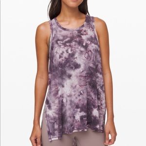 Lululemon long for length tank (size 6)